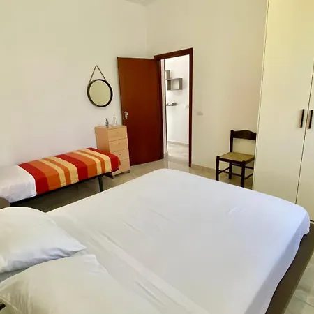 Nyaraló Mareespiaggia Giardino Privato *